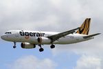 VH-VNO @ YSSY - finals to 16R - by Bill Mallinson