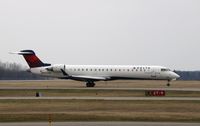N613SK @ KFNT - CL-600-2C10