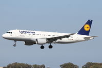 D-AIZD @ LMML - A320 D-AIZD Lufthansa - by Raymond Zammit