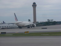 F-GSPH @ IAH - Boeing 777-228ER - by Christian Maurer