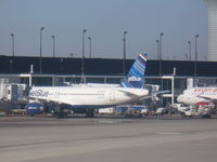 N590JB @ ORD - Liberty Blue Airbus A320-232 - by Christian Maurer