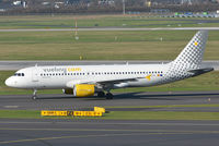 EC-LOB @ EDDL - at dus - by Volker Hilpert