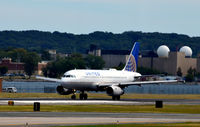 N816UA @ KDCA - Takeoff National - by Ronald Barker