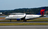 N823MD @ KDCA - Takeoff National - by Ronald Barker