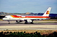 EC-GZZ @ LEMD - Madrid 10.4.01 - by leo larsen