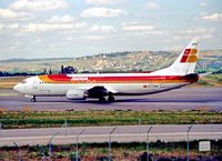 EC-GBN @ LEMD - Madrid 16.5.01 - by leo larsen