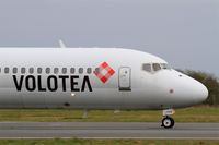 EI-FCB @ LFRB - Boeing 717-200, Landing rwy25L, Brest-Bretagne airport (LFRB-BES) - by Yves-Q