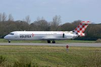 EI-FBJ @ LFRB - Boeing 717-200, Lining up prior take off rwy 25L, Brest-Bretagne airport (LFRB-BES) - by Yves-Q