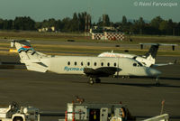 C-FCMB @ CYVR - Taxiing for departure - by Remi Farvacque