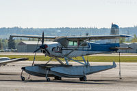 N70358 @ KAWO - Parked by main terminal building at KAWO (AWO). - by Remi Farvacque