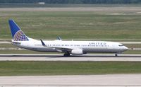 N75429 @ KIAH - Boeing 737-900ER