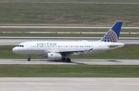 N811UA @ KIAH - Airbus A319