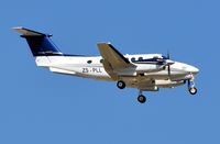 ZS-PLL @ FAJS - Beech 200 arriving - by FerryPNL