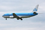 PH-BTI @ EGNT - Boeing 737-306 on approach to 25 at Newcastle Airport,June 2010. - by Malcolm Clarke