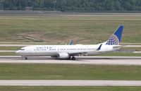 N79402 @ KIAH - Boeing 737-900