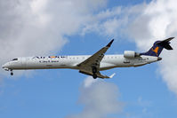EI-DVS @ LFBO - Landing - by micka2b