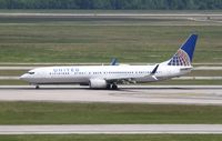 N39475 @ KIAH - Boeing 737-900ER - by Mark Pasqualino