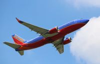 N656SW @ KHOU - Boeing 737-300 - by Mark Pasqualino