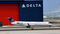 N710SK @ KSLC - Taxi SLC - by Ronald Barker