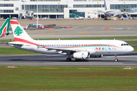OD-MRN @ EBBR - Take off on rwy 07R.