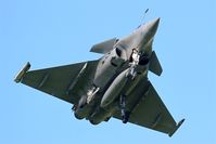 28 @ LFRJ - Dassault Rafale M, Short approach rwy 08, Landivisiau Naval Air Base (LFRJ) - by Yves-Q