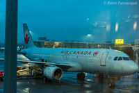 C-FNVV @ CYVR - Docked at domestic. - by Remi Farvacque