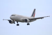 F-GRXB @ LFRB - Airbus A319-111, Short approach rwy 25L, Brest-Bretagne airport (LFRB-BES) - by Yves-Q