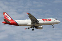 PR-MYU @ LMML - A320 PR-MYU TAM Brasil - by Raymond Zammit
