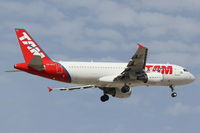 PR-MYU @ LMML - A320 PR-MYU TAM Brasil - by Raymond Zammit