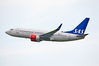 LN-TUJ @ EKCH - Copenhagen 30.4.16 - by leo larsen
