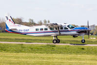PH-SWP @ EHTE - PH-SWP on take off