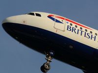 G-DBCK @ LFBD - BA2786 from London Gatwick landing 23 - by Jean Goubet-FRENCHSKY
