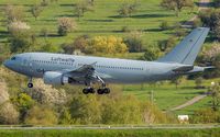 10 23 @ EDDR - on final RW09 - by Friedrich Becker