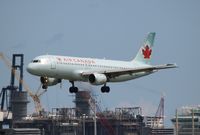 C-FGYS @ FLL - Air Canada