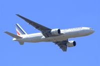 F-GSPG @ LFPG - Boeing 777-228 (ER), long approach rwy 08R, Roissy Charles De Gaulle Airport (LFPG-CDG) - by Yves-Q