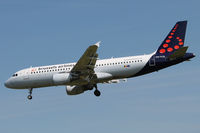 OO-TCQ @ EBBR - Landing on rwy 01. - by Raymond De Clercq