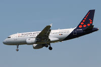 OO-SSR @ EBBR - Short final to rwy 01. - by Raymond De Clercq