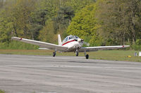 OO-VFR @ EBUL - Participant of the precision landing contest EBUL.