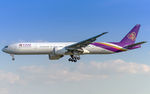 HS-TKM @ EDDF - on final RW07L