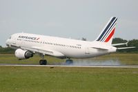 F-GKXL @ LFRB - Airbus A320-214, Landing Rwy 25L, Brest-Bretagne Airport (LFRB-BES) - by Yves-Q