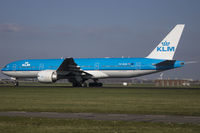 PH-BQB @ EHAM - Amsterdam - by Roberto Cassar