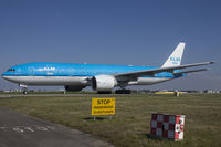 PH-BQF @ EHAM - Amsterdam - by Roberto Cassar