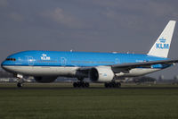 PH-BQP @ EHAM - Amsterdam - by Roberto Cassar