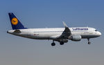 D-AIUE @ EDDF - on final RW07C - by Friedrich Becker