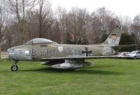 JB-110 @ EDHE - Monument at Uetersen- Heist airport