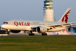 A7-BCY @ VIE - Qatar Airways