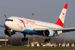 OE-LAX @ VIE - Austrian AIrlines - by Chris Jilli