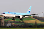 HL7764 @ VIE - Korean Air - by Chris Jilli