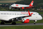 OE-LWG @ VIE - Austrian Airlines