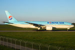HL7752 @ VIE - Korean Air